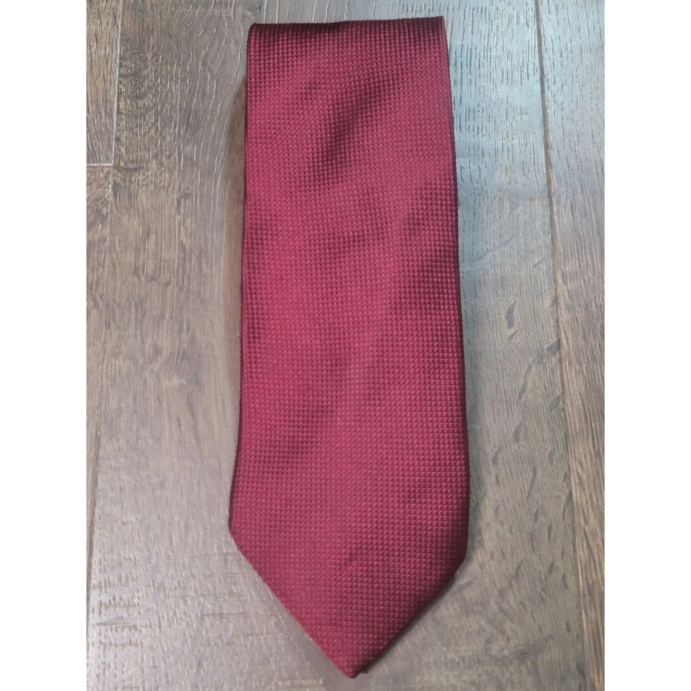 Mark Pendleton Mens Burgundy Red 100% Silk Textured Micro-Basketweave Necktie